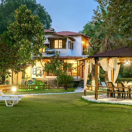 Villa Palmera Ierissós Esterno foto